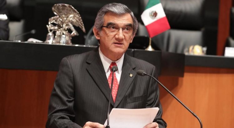Américo Villarreal regresa al Senado, a días de asumir gubernatura de Tamaulipas