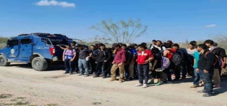 Gobernador de Tamaulipas se reúne con migrantes