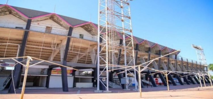 Celebran remodelación del estadio “López Mateos”