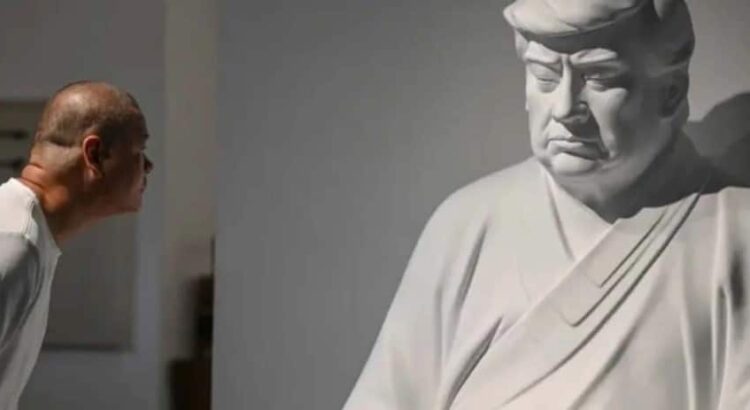 Las estatuas del Trump Buda, la nueva sensación en China