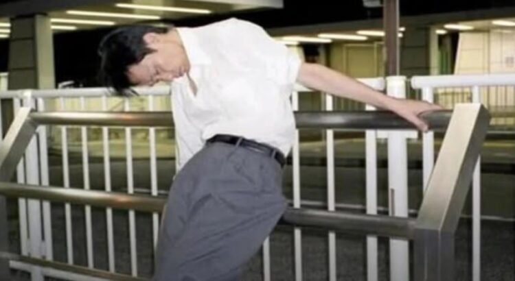 Cuando beber en el trabajo es una obligación