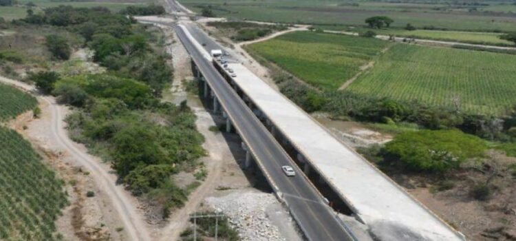 En el sur del estado de Tamaulipas se prepara para un boom logístico con autopistas, teleférico y las nuevas vías