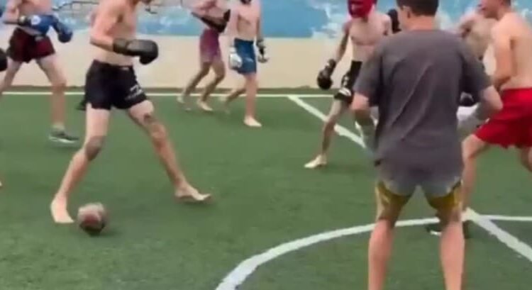 Futbox, el nuevo deporte que combina fútbol y boxeo Futbox, el nuevo deporte que combina fútbol y boxeo