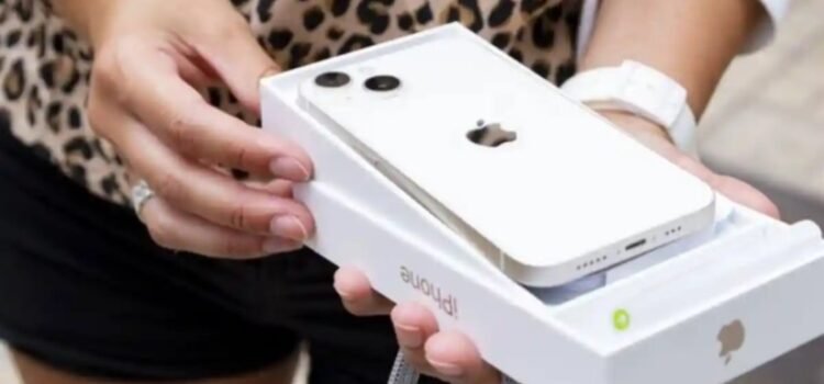 20 novios, 20 IPhones