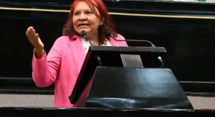 Asegura diputada que científicos veracruzanos construyeron nave para viajar a Marte