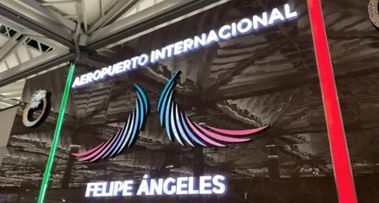 Cancela Estados Unidos varias rutas aéreas de México