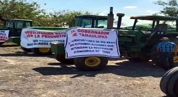 Los productores de Tamaulipas se suman al paro nacional agrícola y cierran las carreteras Los productores de Tamaulipas se suman al paro nacional agrícola y cierran las carreteras