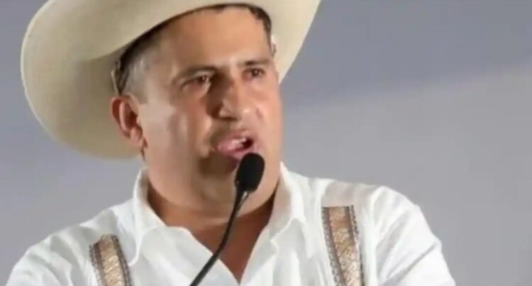 Detienen a presunto autor intelectual del asesinato del alcalde Carlos Manzo