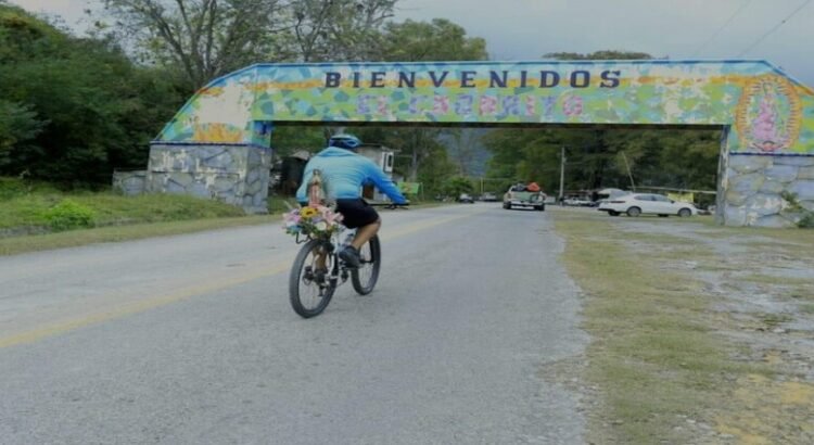 Se incrementan visitas a la Virgen monumental de El Chorrito